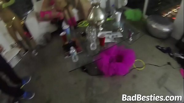 Beautiful Babes Give Head and Fuck during_Crazy Party
