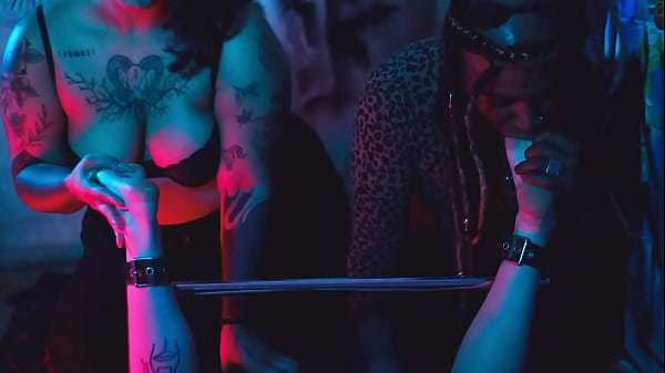 Bound foot to tickle 