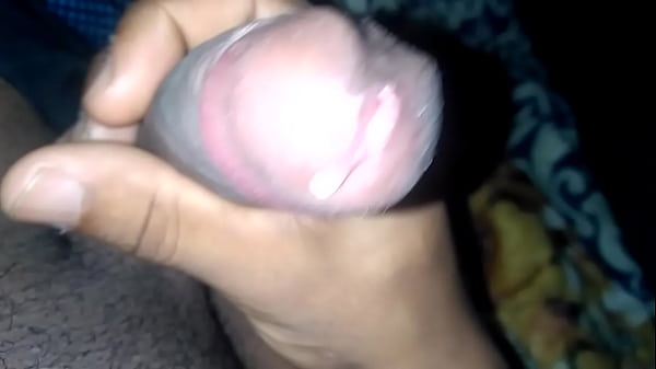 Play MP4 - Pauz&atilde;o gostoso melou o pau de tes&atilde;o at&eacute; gozar delicia