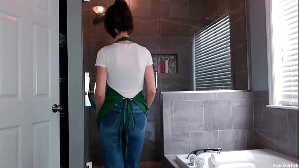 Sage Eldritch in a Starbucks Apron: Wetting Jeans & Panties 