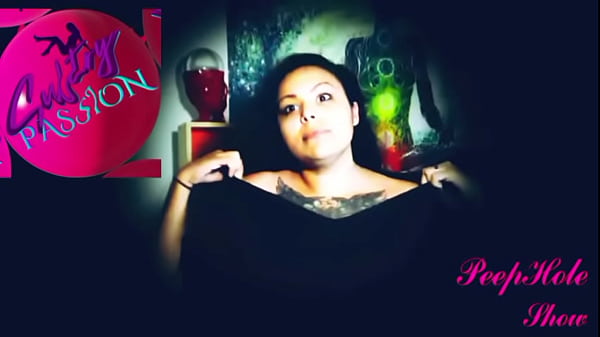 Nonton Sultry Passion Puts On A Dildo Show For You thumbnail