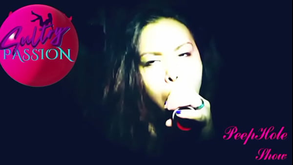 Sultry passion puts on a dildo show for you 