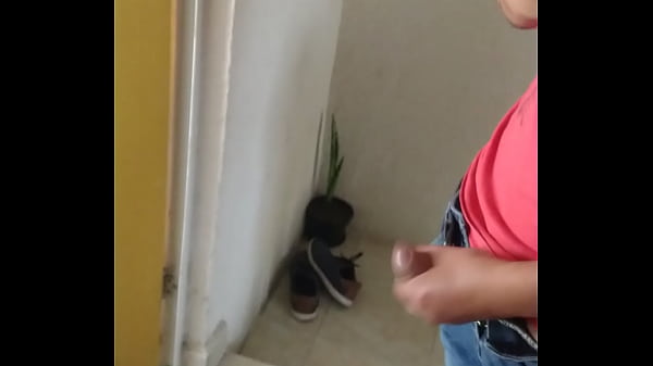 Play MP4 - Salpicando todo