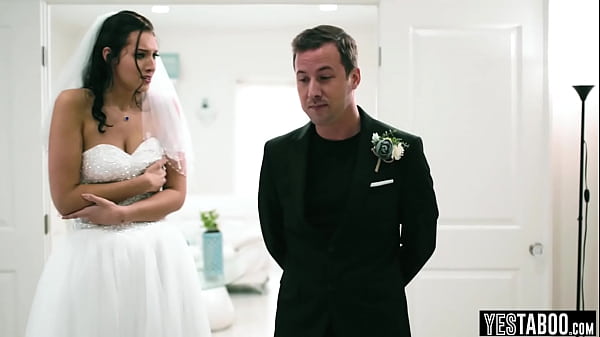 Play MP4 - Speak now or forever hold your words the priest said to Bella Roland