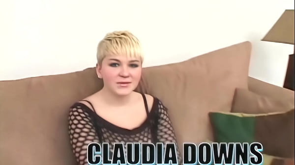 Nonton 18 Curvy Girl Claudia Downs Gets Fucked thumbnail
