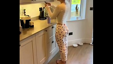 Nonton Rabudas Gostosas Na Cuzinha thumbnail