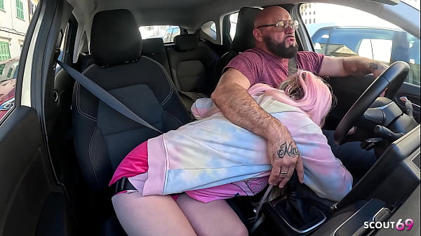 Crazy Bitch Maria Gail seduce old German Uber Driver to risky outdoor Sex without condom 