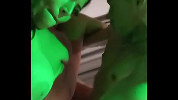 Ei Meu Vizinho Do Porno E Tomei Leite Quentinho Na Bucerinha No Pelo thumbnail