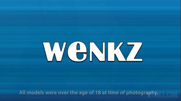 Nonton Niki Invites Her Gardener In thumbnail