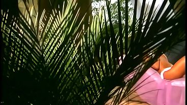 Nonton Wild Latina Lesbianz thumbnail