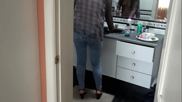 I cum three times on my stepsister's big ass she is happy when i bathe her in milk 