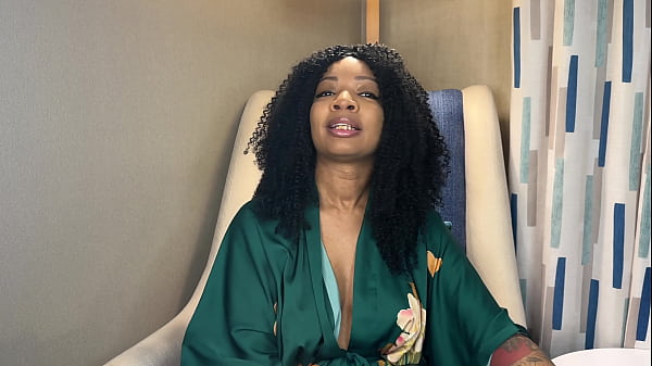 EvaParker_reads into the New Year