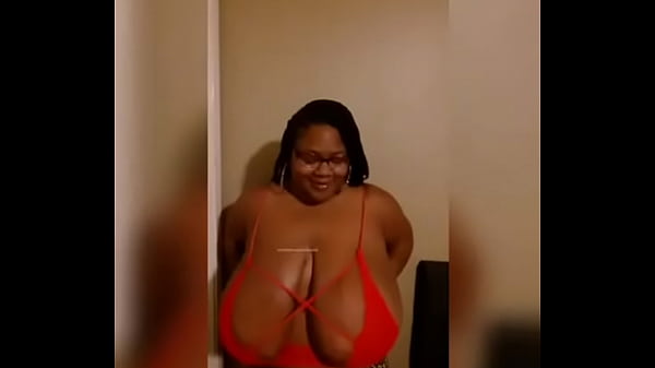 Bbw sexy tits