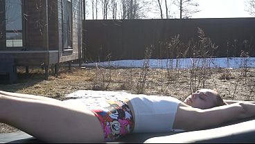 Beginner Yoga Flow | Body Stretch Sheer Misssvikki thumbnail