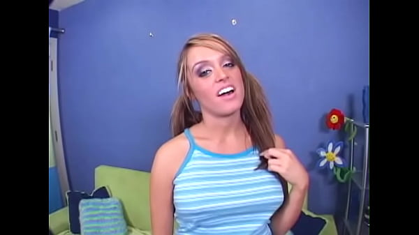 Nichole Heiress Gets Fucked OnThe Casting Couch