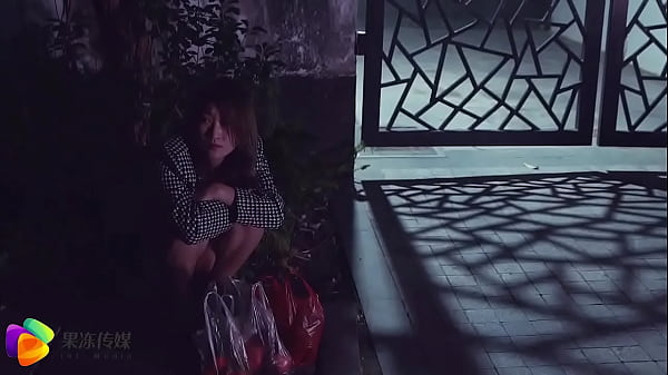 Play MP4 - 【国产】果冻传媒 国产AV 中文原创 &sol;《被玩弄的人妻》我被他捆起来玩 91CM-049