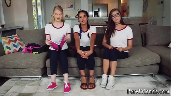 Hotel cleaning ladyblowjob first time_Lust In Translation