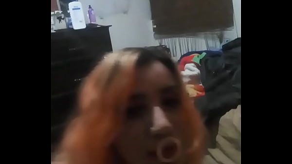 Me pone el condon con la boca