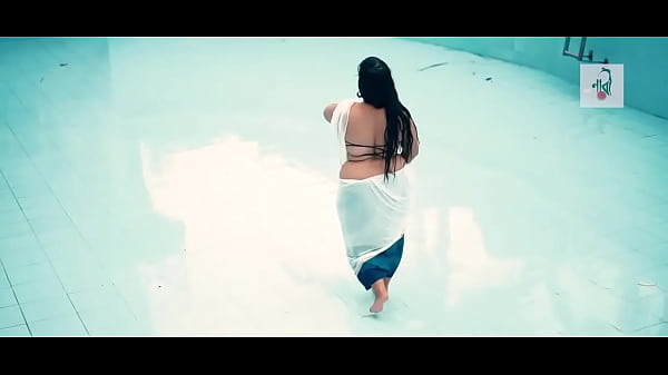 Semi nude modelling