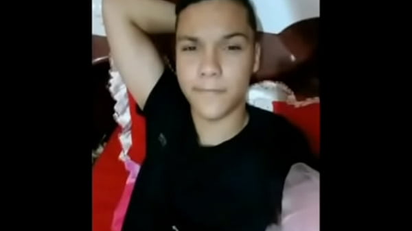 Gordinho seduzindo a mae do administrador por favor laura volta pra mim eu imploro 