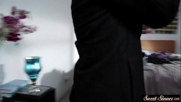 Play MP4 - Pussylicked MILF gets her bigtits jizzed on