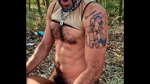 &Eacute; PAU NO CU .. CU NO PAU E LEITE DENTRO. NAS TRILHAS A ORGIA ROLA SOLTA 