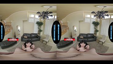 Curvy Aleksa Mink Sells You House With Pussy! thumbnail