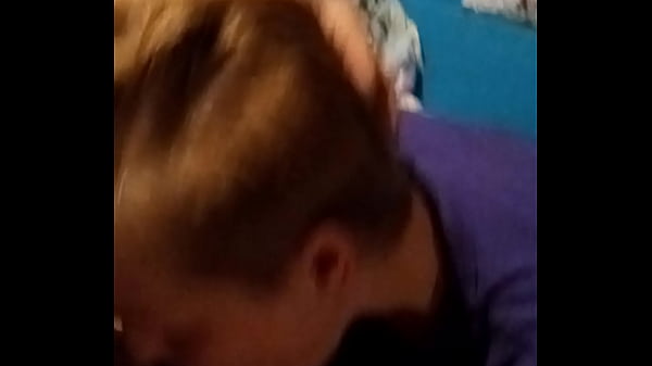 Play MP4 - Mister Seventy Seven&comma; Little A Hottie giving a polish