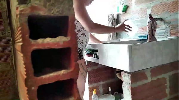 Play MP4 - sexo sin condon en la terraza una vecina nos observa  y ve como me llena de leche