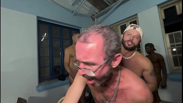 A Reuni&atilde;o Da Empresa Acabou Em Uma Orgia Sexual Entre Os Trabalhadores - 03 thumbnail