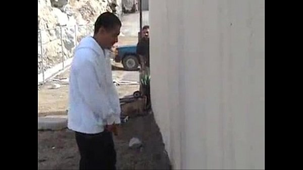 Play MP4 - Latinos Curioseando