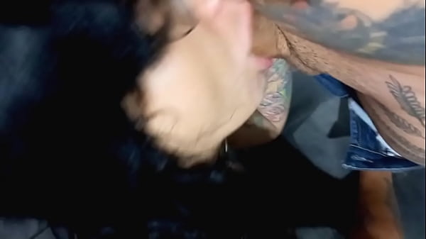 Play MP4 - Le eche mis mecos en su verguita trans