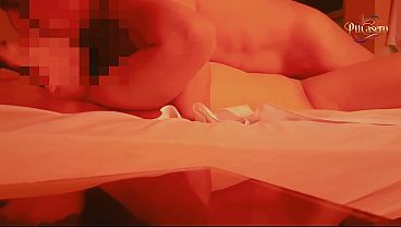 Cachando Rico Como Locos En El Hotel thumbnail