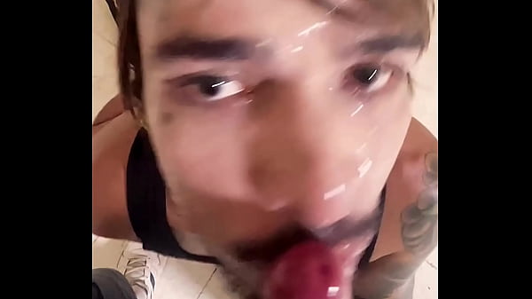 Hyperspermia: Monster Cumshot On My Face Under The Stairs Of The Shopping Center!!! thumbnail