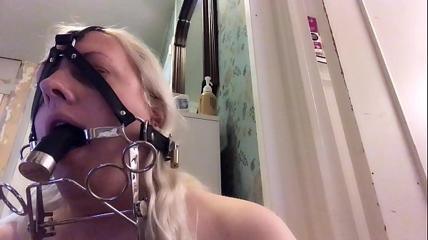 Testing my new pony_deepthroat training gag