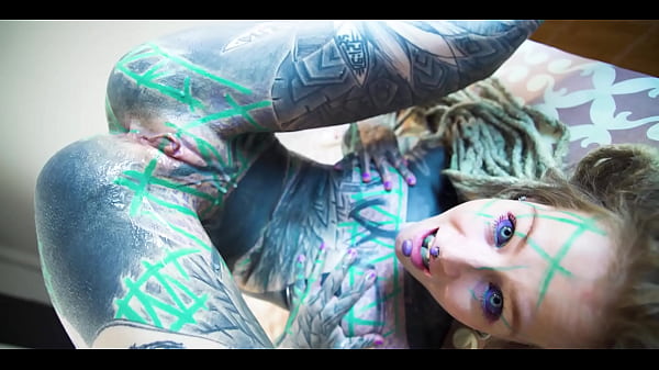 Inked girl loving anal gapes and sticky cumplay 