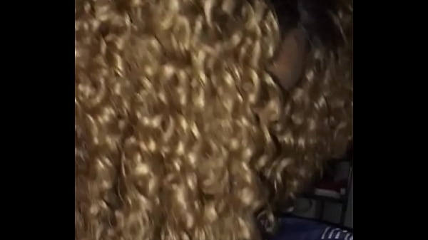 She loves_2 suck this cock