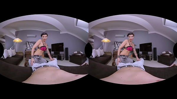 Gabrielle gucci is one kinky babe in virtual reality