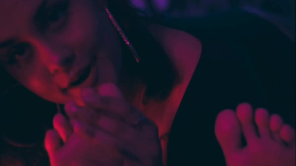 My Big Feet Licked For The First Time In My Life 