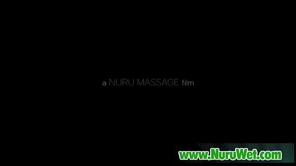 Nonton Hot Asian Masseuse Gives Pleasure In Nuru Massage 17 thumbnail
