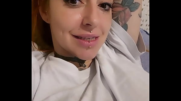 Hier je me suis fait defoncer du coup ce matin j avez tr&egrave;s chaud et devine 