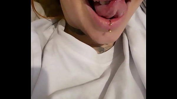 Hier je me suis fait defoncer du coup ce matin j avez tr&egrave;s chaud et devine 