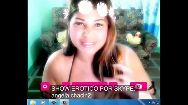 Presentacion de chica web cam en el canal 