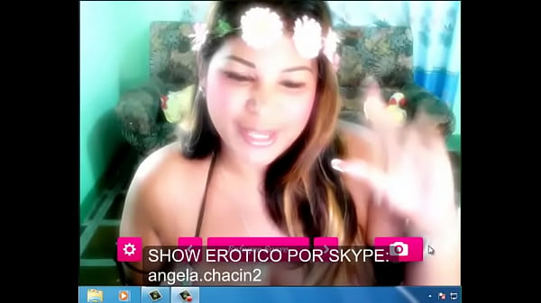 Presentacion de chica web cam en el canal