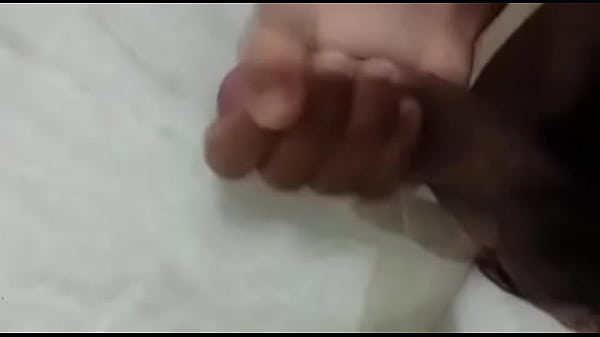 Amigo gozando gostoso 