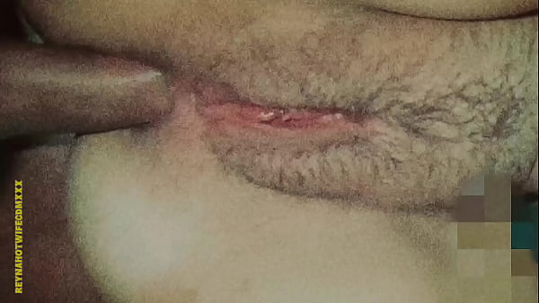 Le pago al taxi de Uber el viaje con_una mamada me calienta ydejo que me déanal