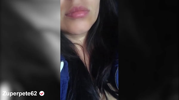 Las granndes tetas de mi madrastra ella se mastruba a cada momento 