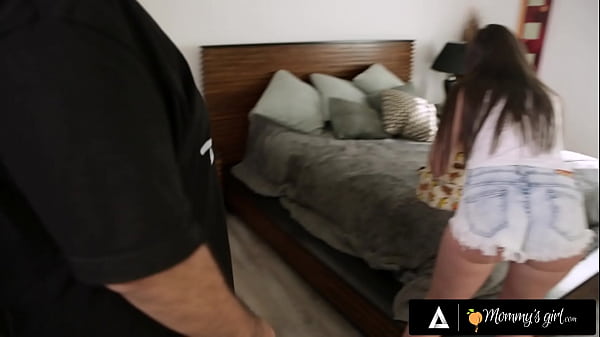 Play MP4 - MOMMYSGIRL Gia Paige Gets Hard Fucked By Nymphomaniac Stepmom While Grounded