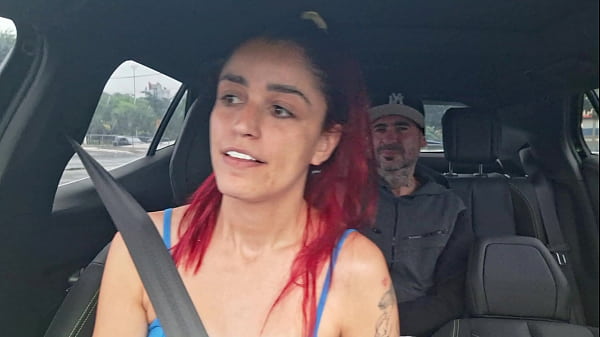 Motorista de app pegou passageiro batendo punheta e pediu pra chupar! 