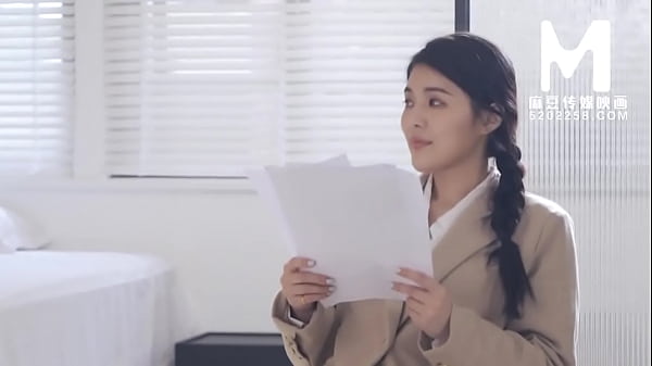 Play MP4 - 【国产】麻豆传媒作品&sol;MD-0206地理老师的饱满南半球-正片-母版- 001&sol;免费观看